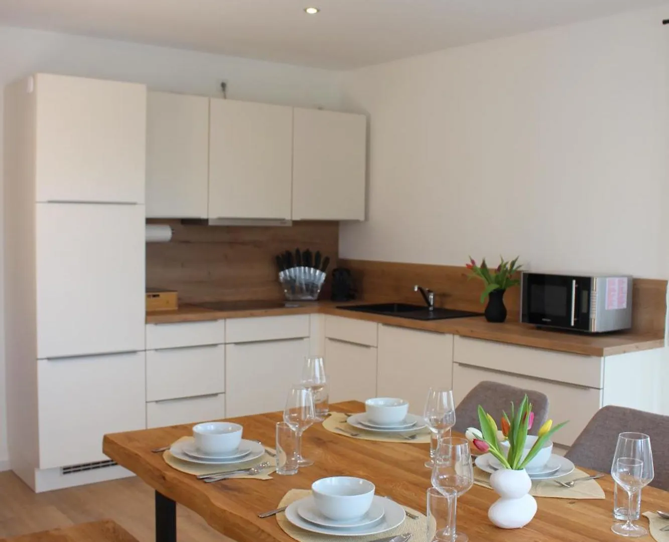 Ada4, Apartment Mit Kueche, Badewanne, Balkon, Terrasse, Parkplatz Am Haus, Ruhig Gelegen Kulmbach 0*,
