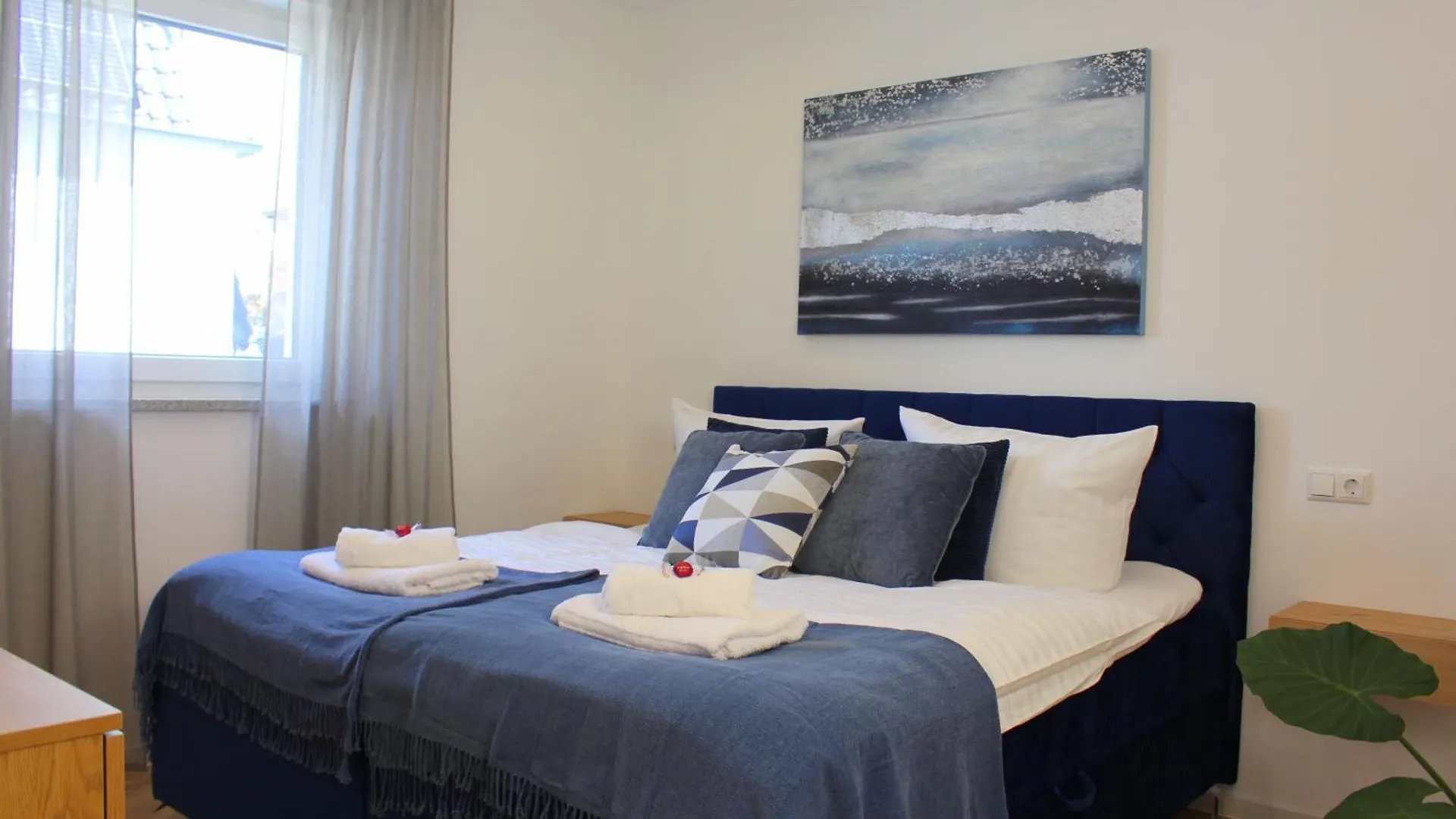 Ada4, Apartment Mit Kueche, Badewanne, Balkon, Terrasse, Parkplatz Am Haus, Ruhig Gelegen Kulmbach