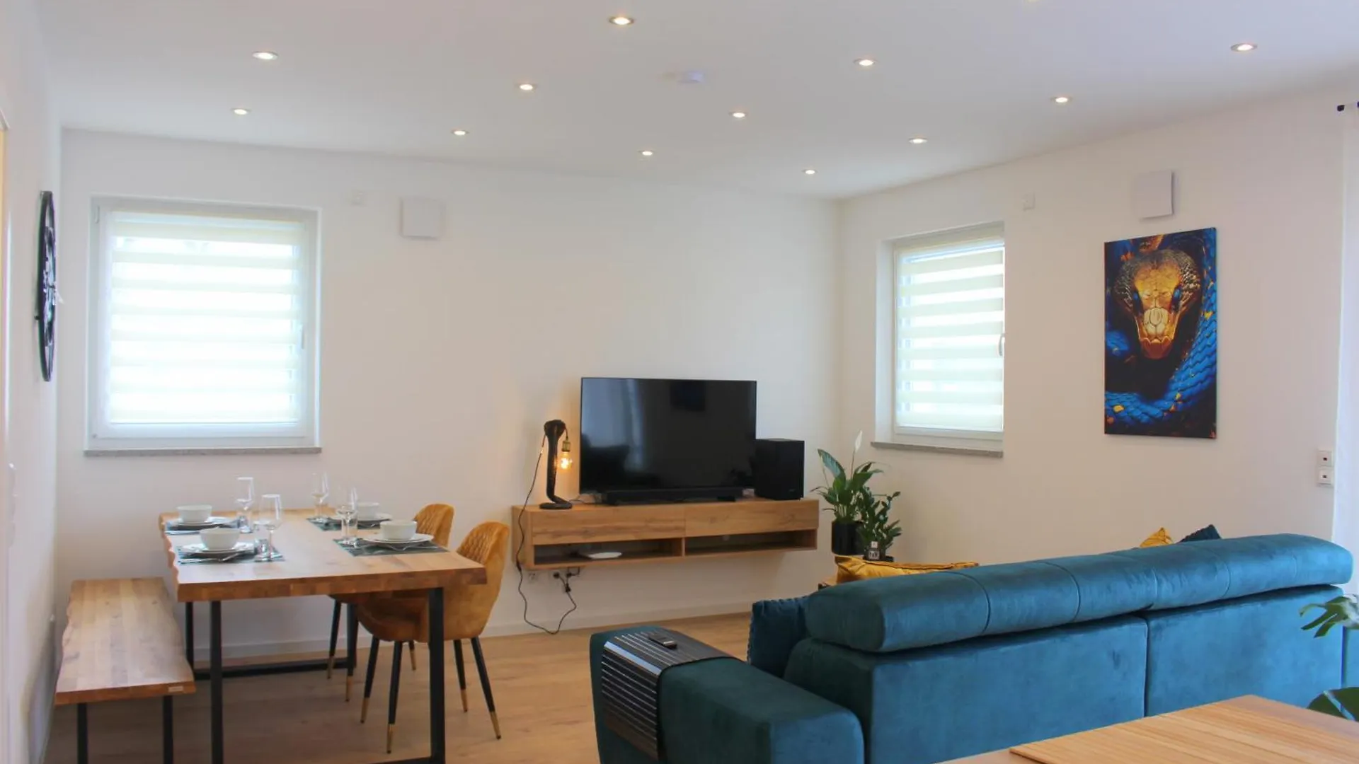 Ada4, Apartment Mit Kueche, Badewanne, Balkon, Terrasse, Parkplatz Am Haus, Ruhig Gelegen Kulmbach Tyskland