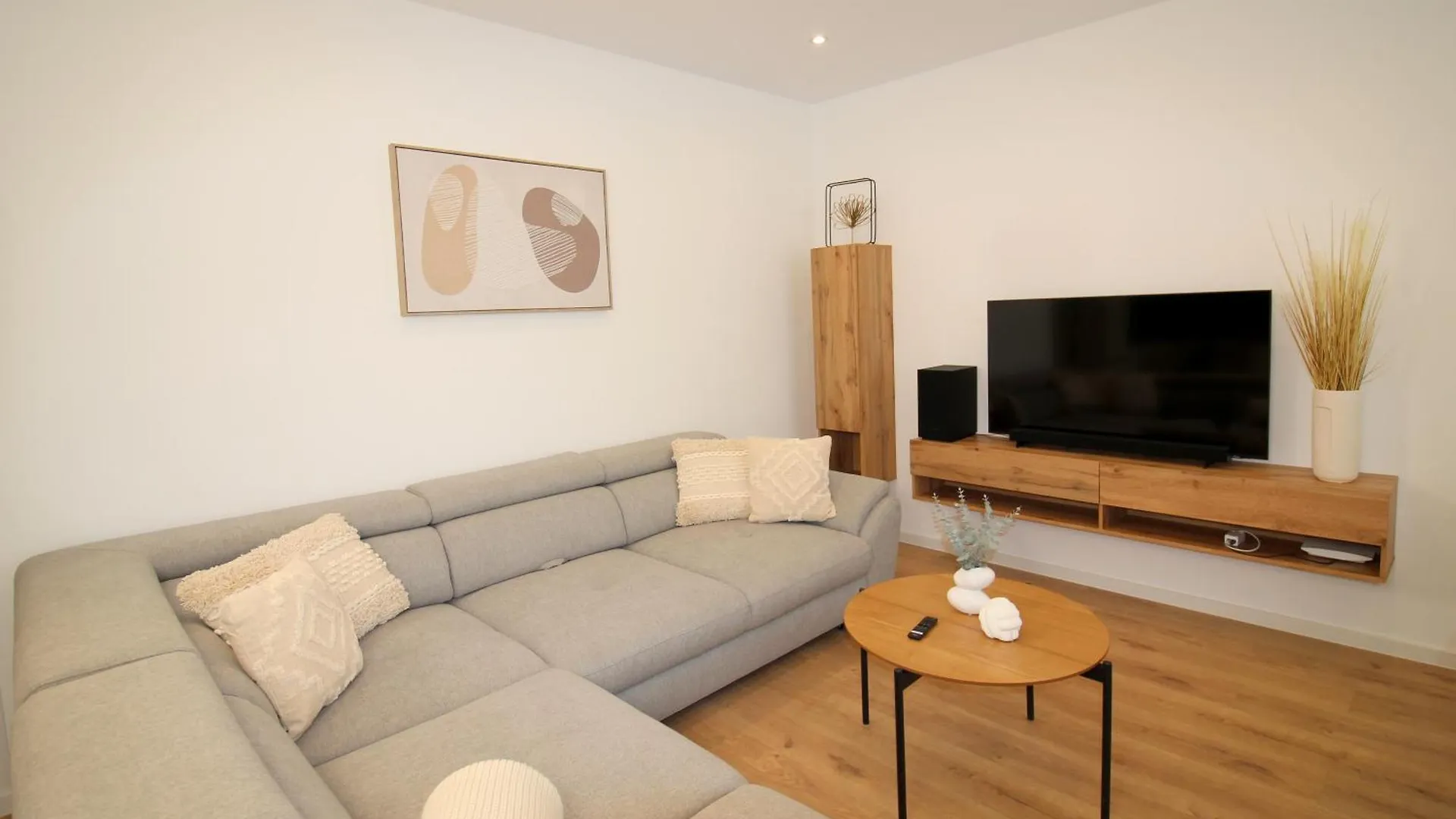 Ada4, Apartment Mit Kueche, Badewanne, Balkon, Terrasse, Parkplatz Am Haus, Ruhig Gelegen Kulmbach